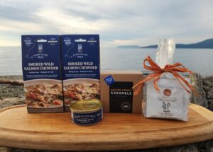 Gift combo on the beach featuring chowder, SAKU tea blends, Honey salted caramels and Albacore Tuna Ventresca